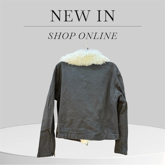 NWOT Show Me Your MuMu Karson Denim Jacket Washed Black Size Medium - Picture 4 of 9